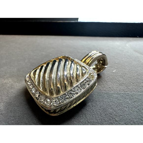 two tone Silver and gold with rhinestone cable style magnetic pendant - Picture 4 of 7